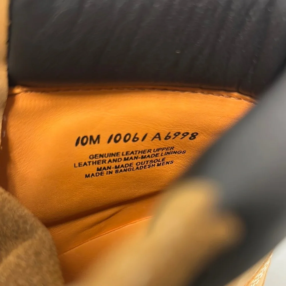 HOST PICK 🎁🎁🛍️ Timberland Tan and Black Ankle Boots with Nubuck Leather. - Picture 11 of 12